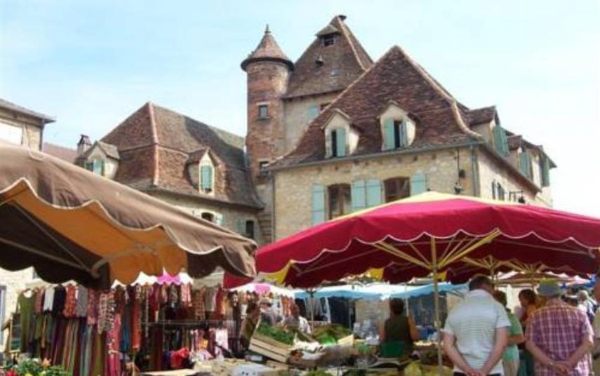 Sfeervol Vakantiehuis Op Landgoed Aan De Dordogne Villa Prudhomat Luaran gambar