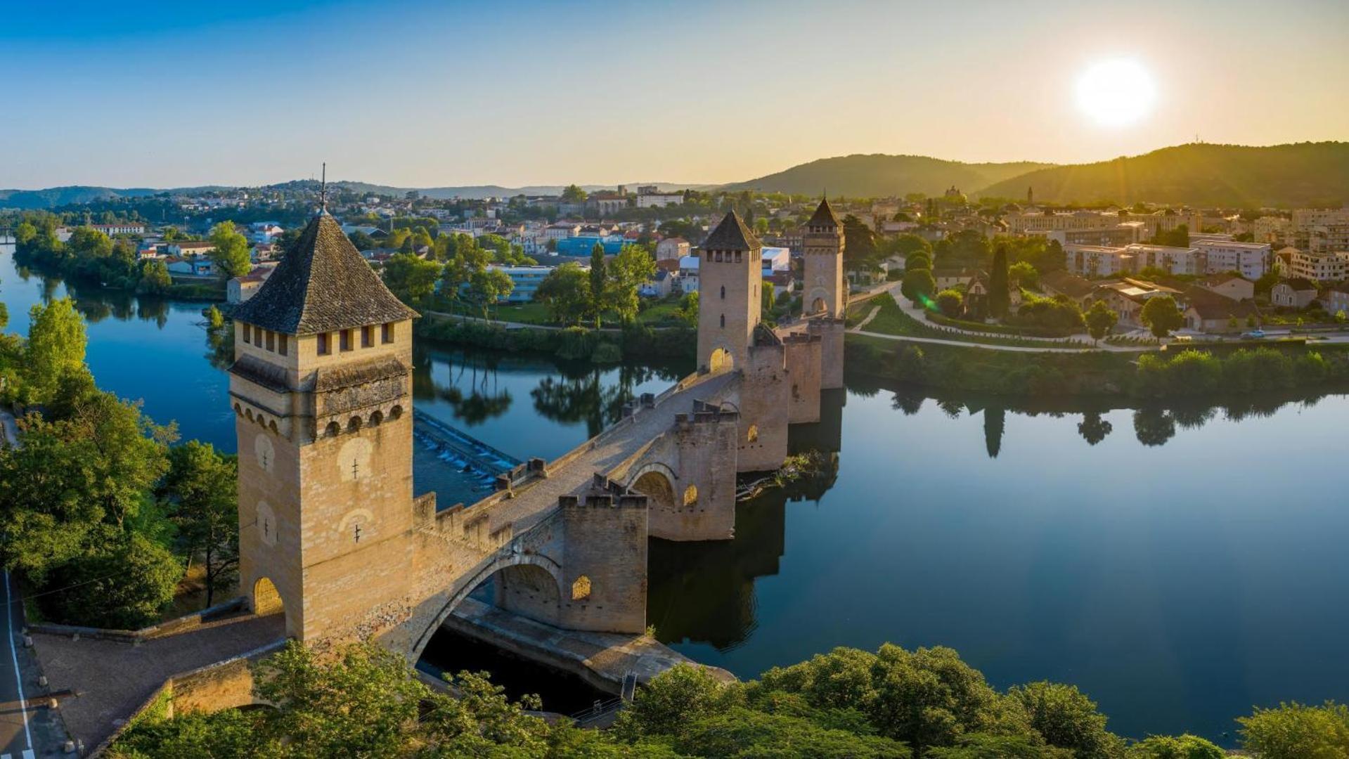 Sfeervol Vakantiehuis Op Landgoed Aan De Dordogne Villa Prudhomat Luaran gambar